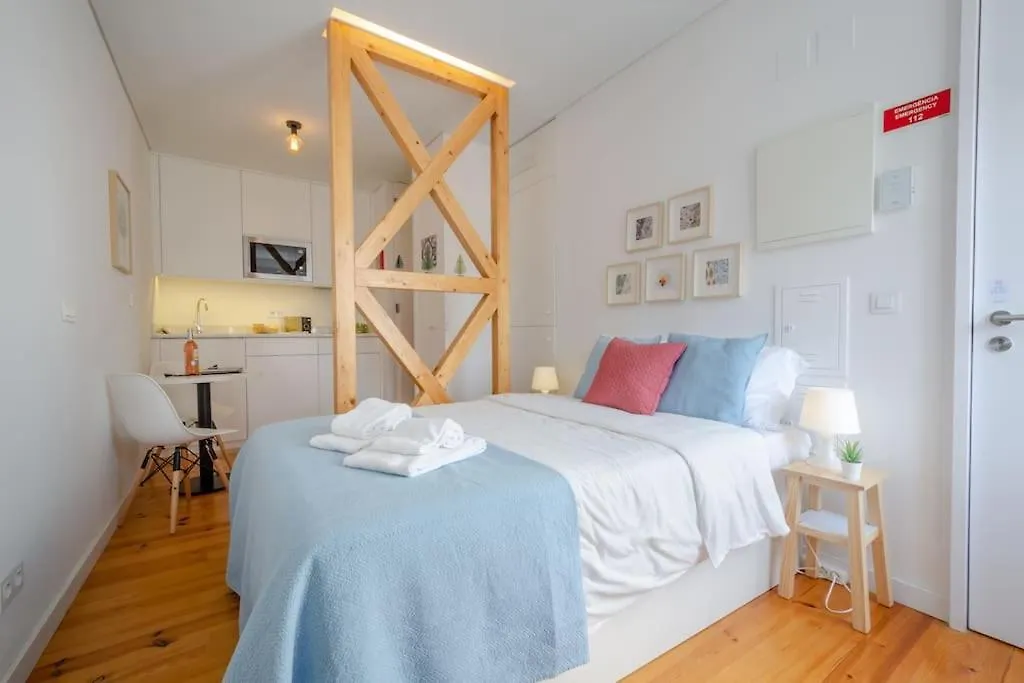 Cosy Studio In Center Lisbon Apartment
